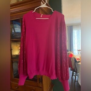 Hesed plus size top